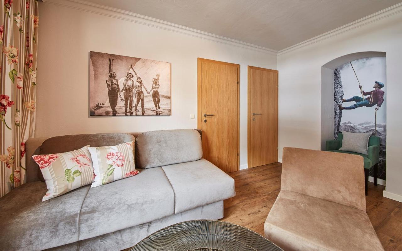 Huettl Relax Appartements Saalbach-Hinterglemm Exterior photo